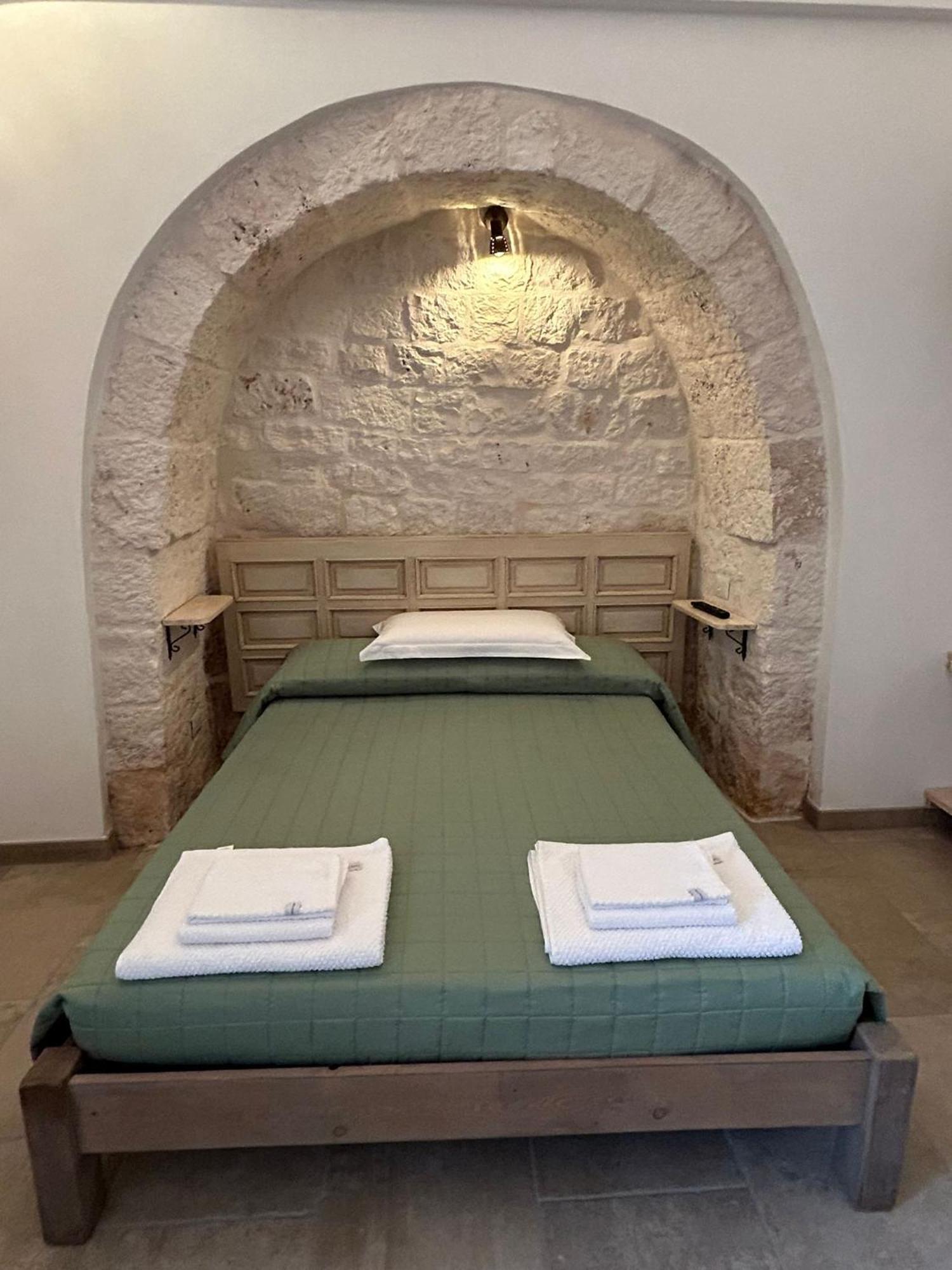 شقة Iconico - Authentic Trulli Experience تْشيستيرنِنو المظهر الخارجي الصورة